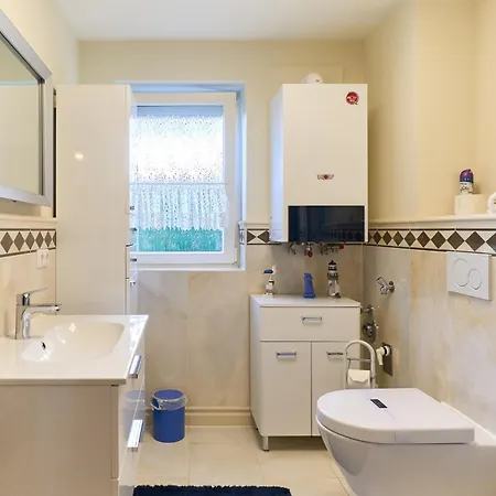 Apartment Wiesenweg 5 3 *