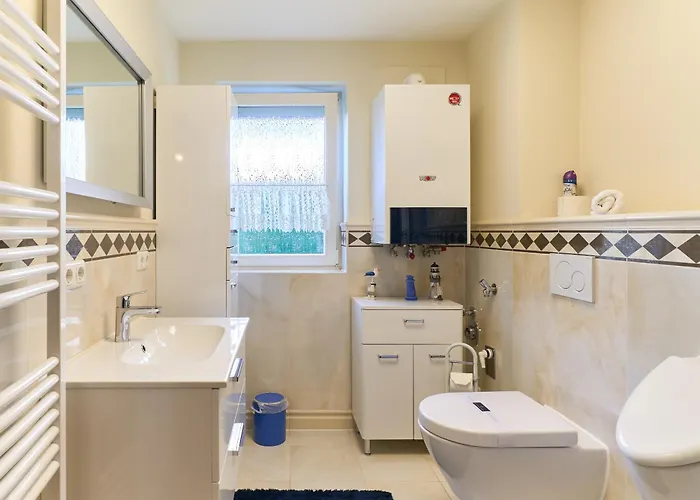 Apartment Wiesenweg 5 3 *